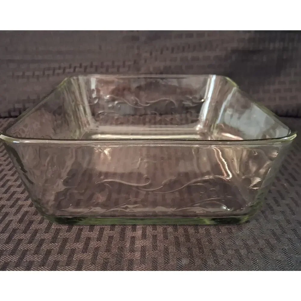 Princess House Fantasia Seal-tight 11 Cup 2.75 qt Storage Container No Lid